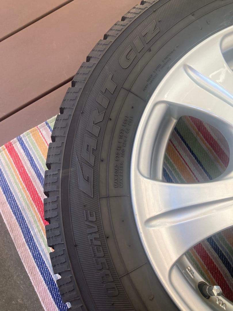 【送料込み】205/65R15 TOYO スタッドレスタイヤ 4本ホイール付き