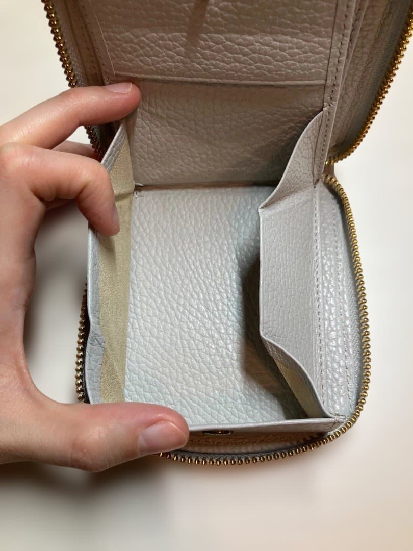HerSchedule チェレットbillfold 二つ折り財布　レディース