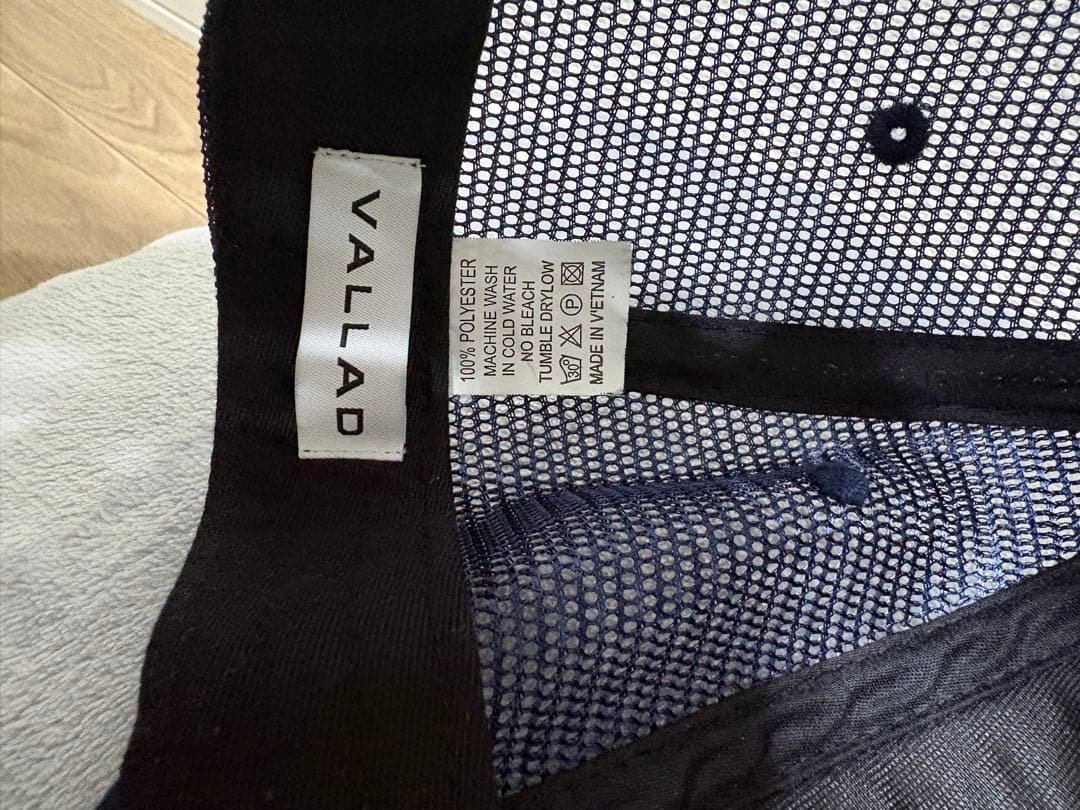 VALLAD キャップ　ネイビー