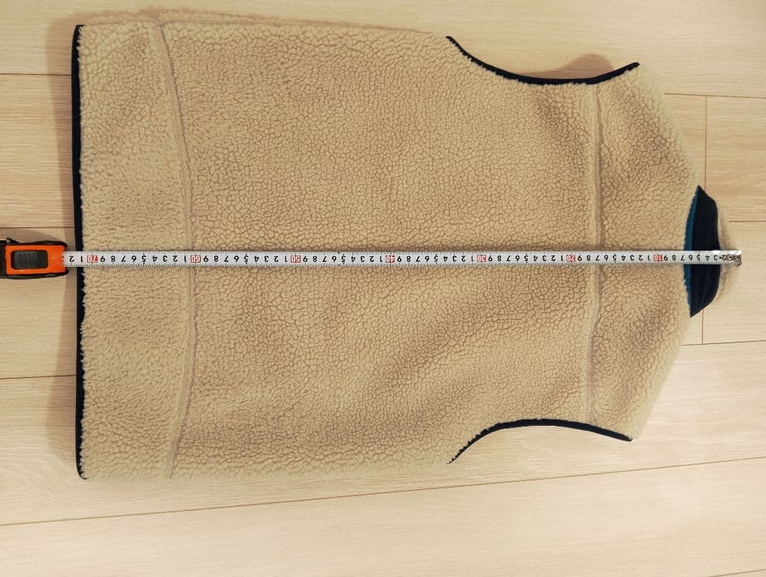 patagonia フリースベスト Sサイズ ベージュ/ネイビー