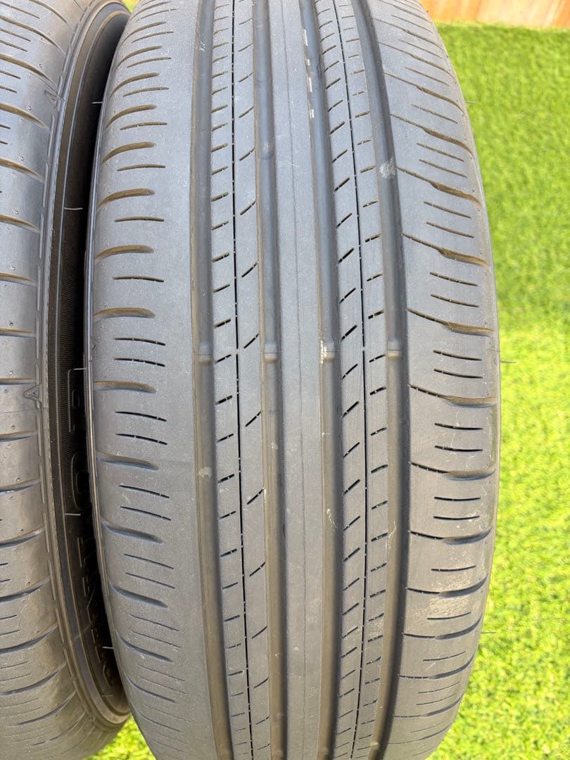 ポー様限定 ハリアー純正タイヤ ダンロップ 225/60R18① 2本
