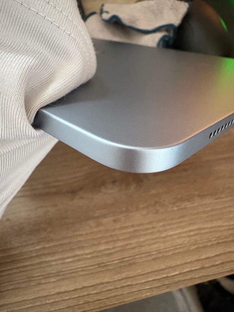 Apple iPad シルバー 本体　A2316 64GB