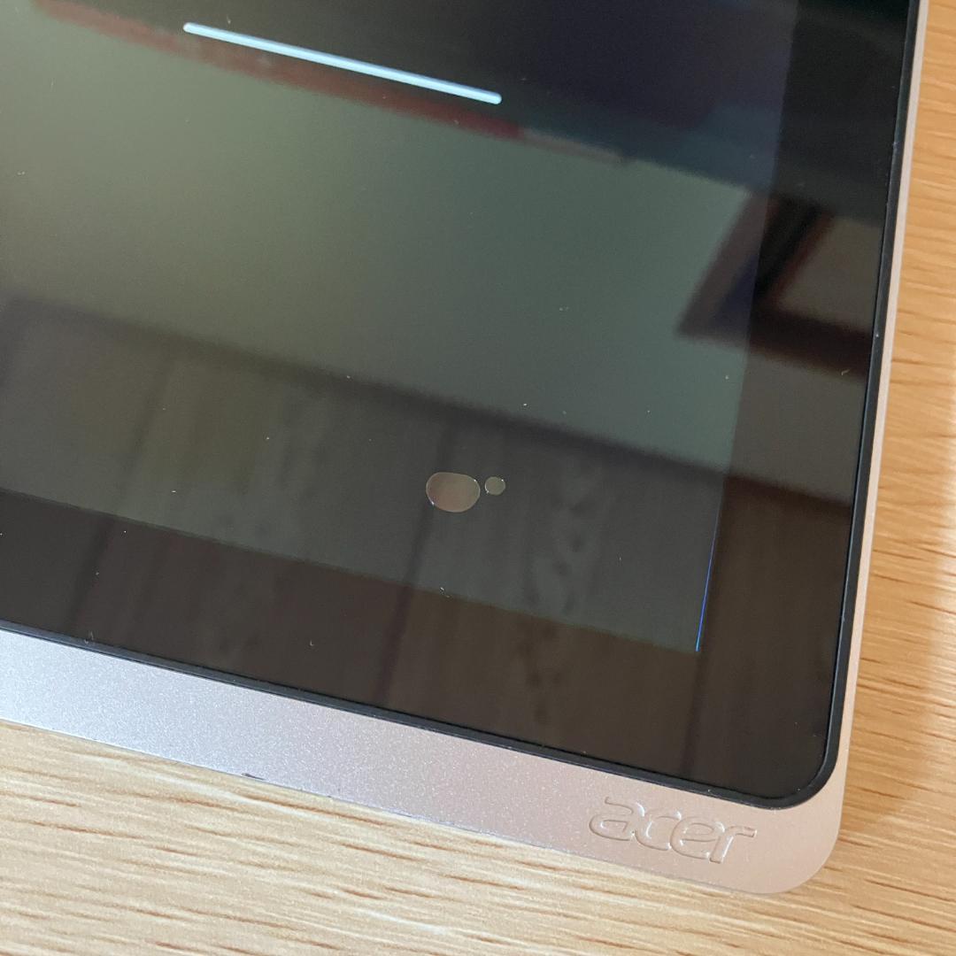 Acer Iconia W700-2 液晶タブレットPC（ジャンク品）