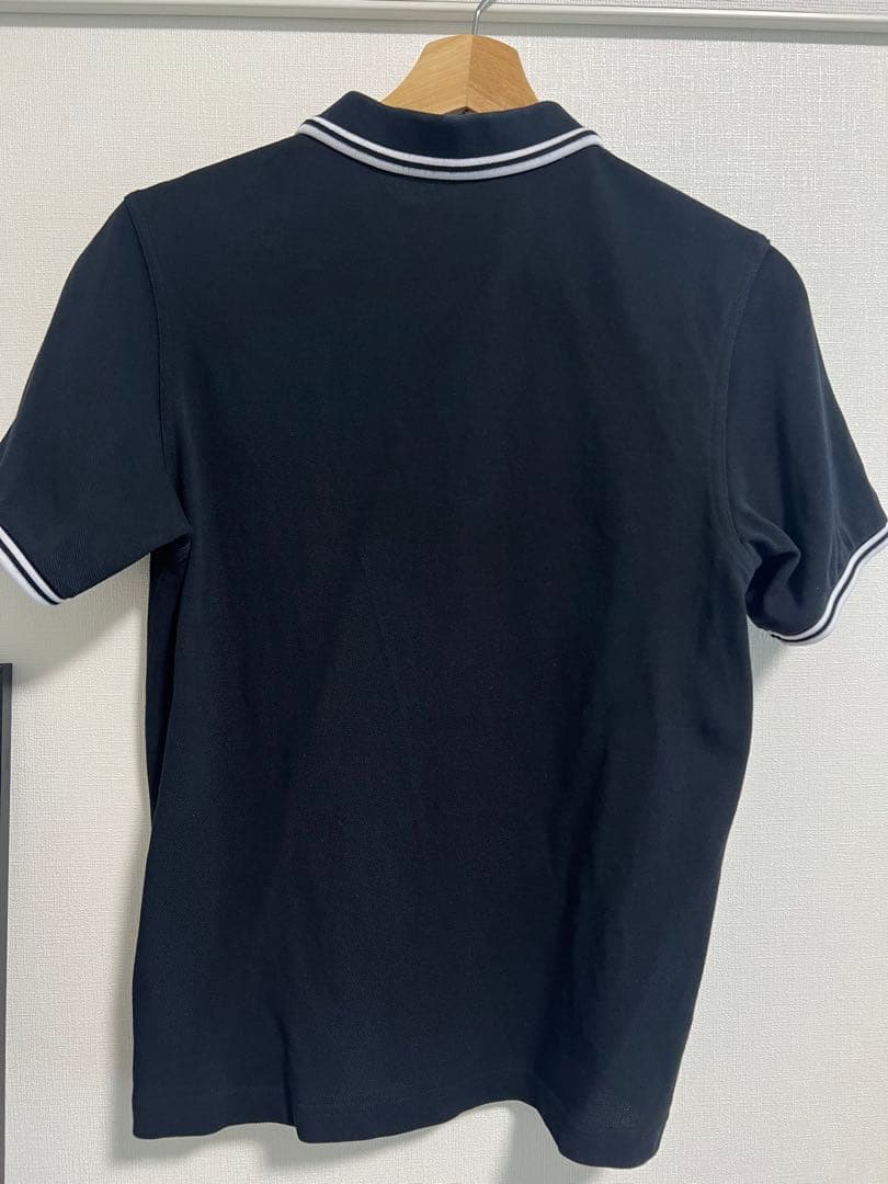 【最終価格！】The Fred Perry Shirt BLACK サイズ10