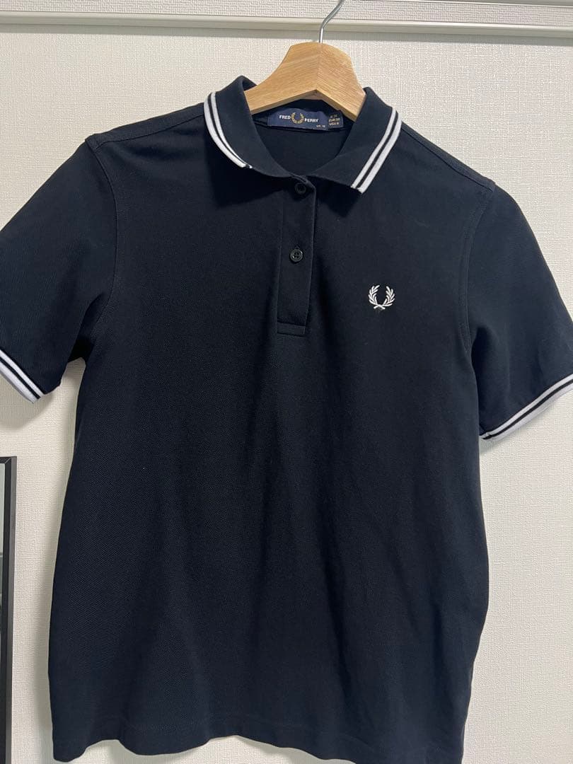 【最終価格！】The Fred Perry Shirt BLACK サイズ10