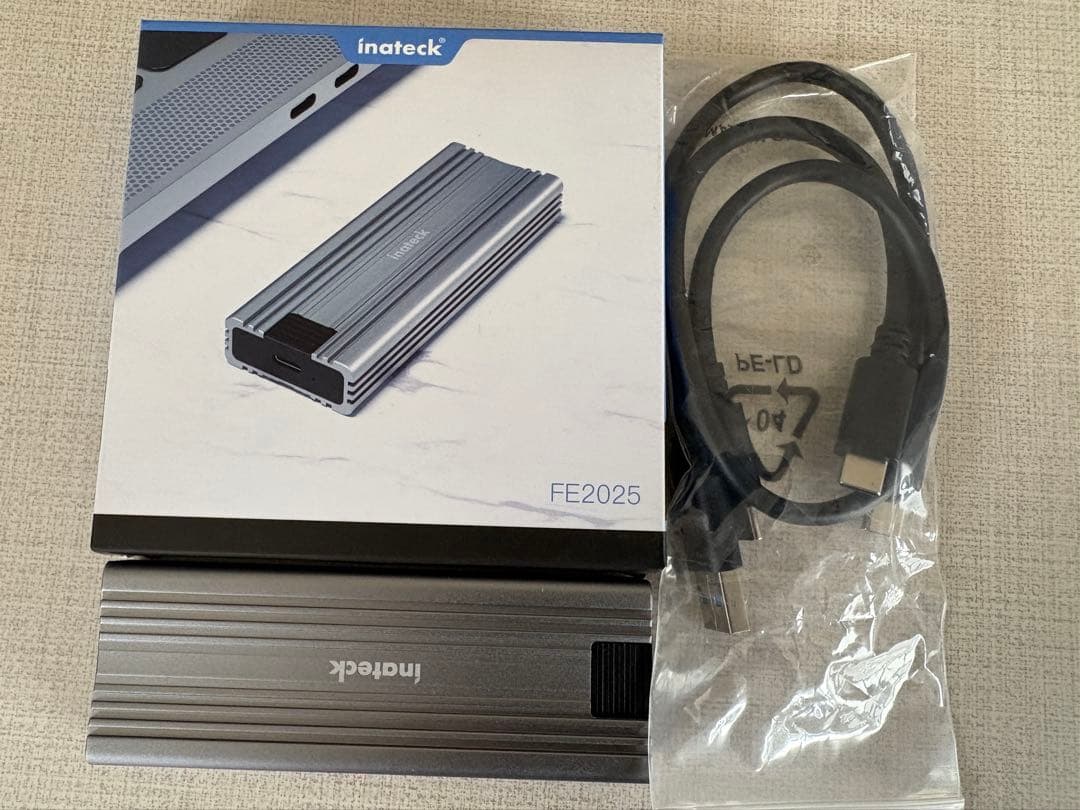 Crucial P2 M.2 2280 SSD 500GB ケース付き