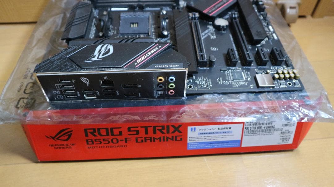 マザーボード ROG STRIX B550-F GAMING & DDR4-3000 2x16