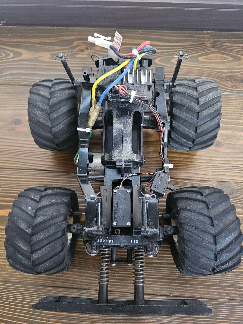 WILD WILLY2 ラジコン急速充電器+バッテリー3個セット値引不可！