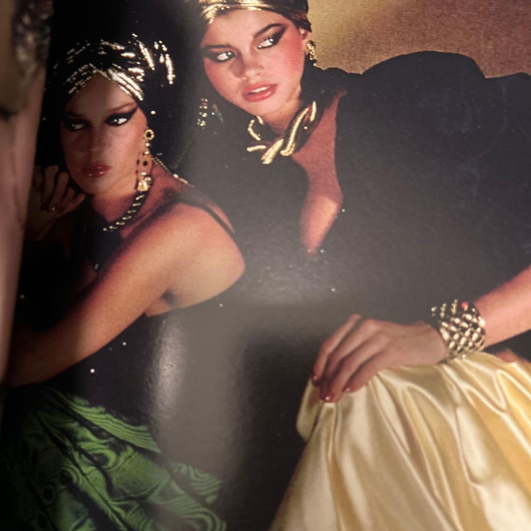 洋書 Yves Saint Laurent: