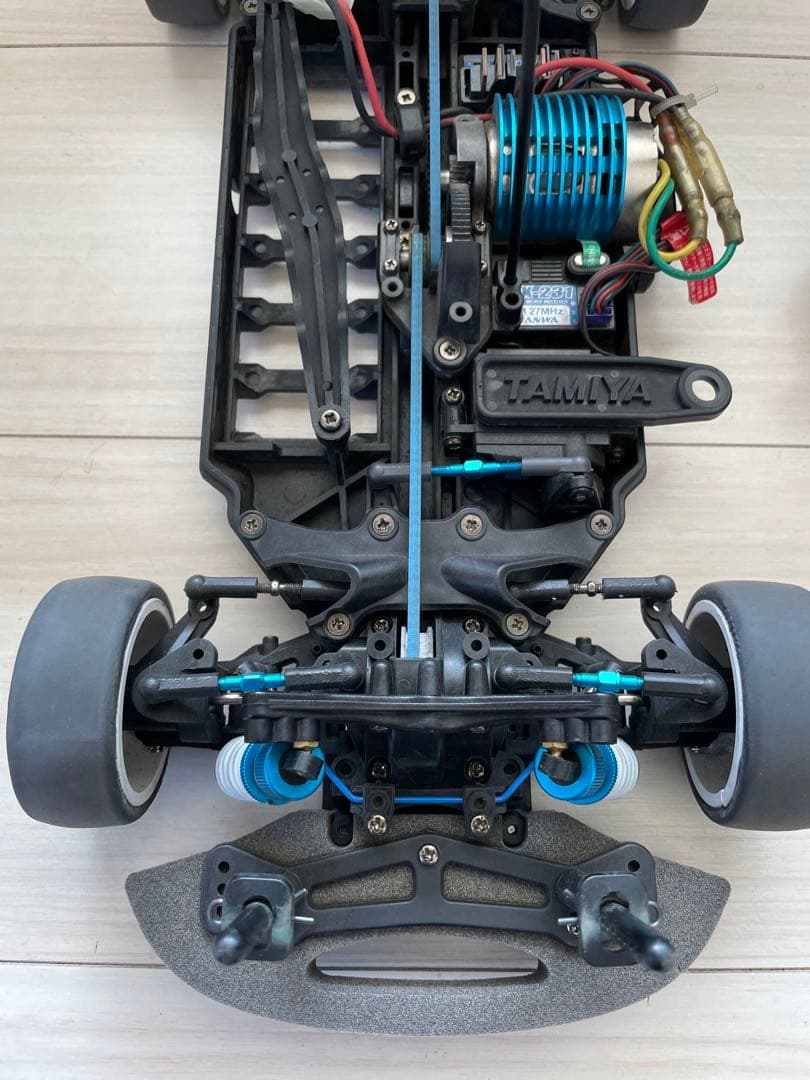 タミヤ1/10RC TA05シャーシ エッソ・ウルトラフロー・スープラフルセット