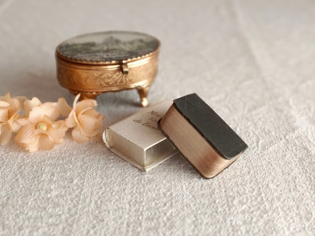 * antique mini book ❀ ミニブック シェイクスピア 豆本