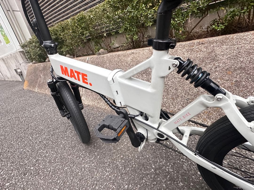 MATE FUSION 2.0電動アシスト自転車 ホワイト