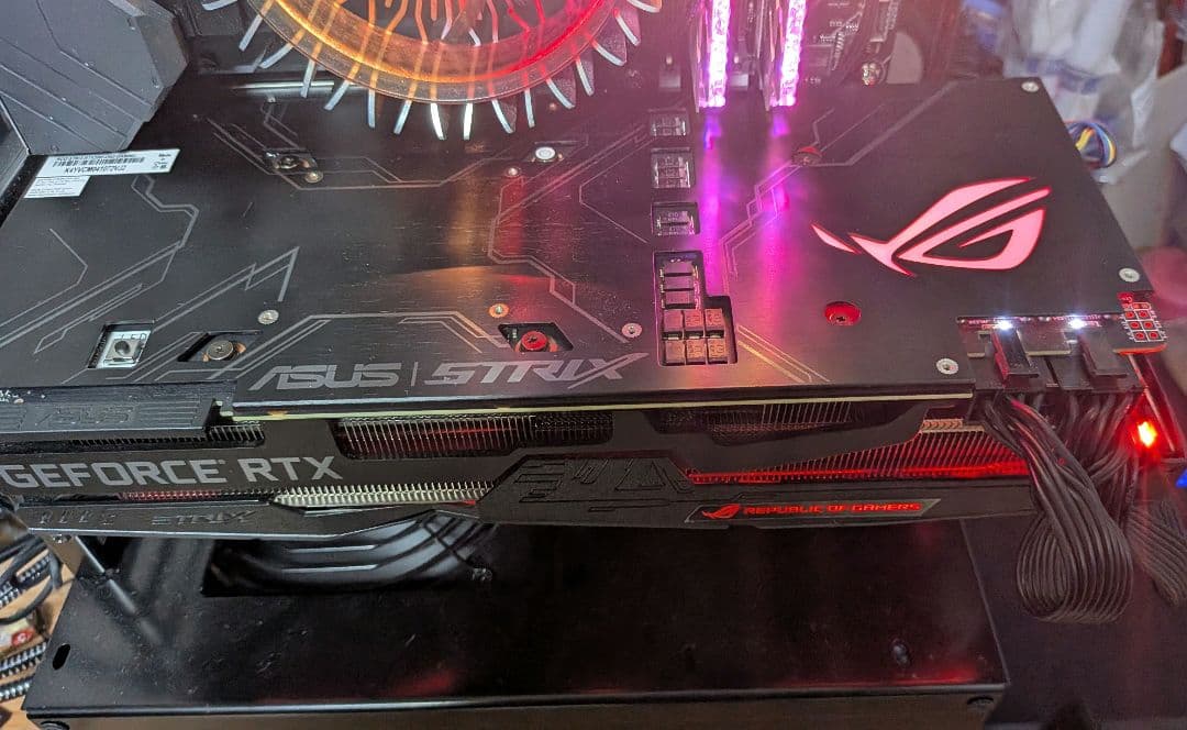 グラフィックボード・グラボ・ビデオカード ROG-STRIX-RTX2080-O8G-GAMING