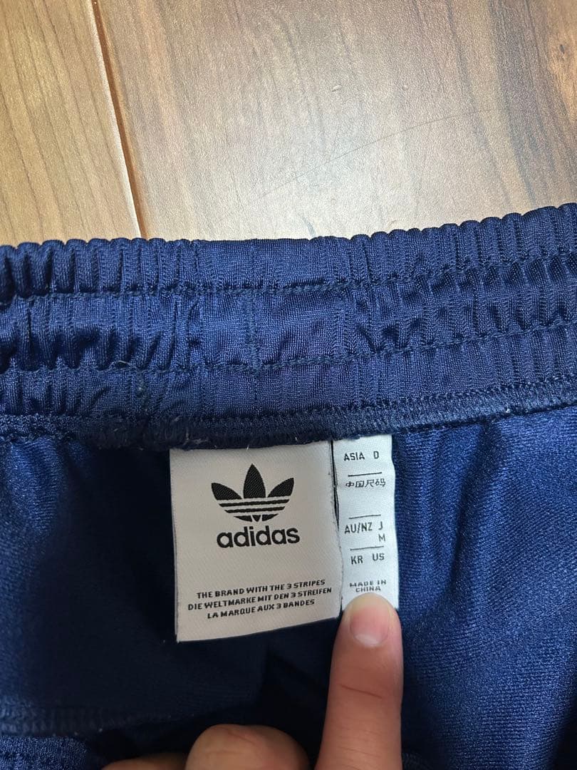 adidas Originals トラックパンツ