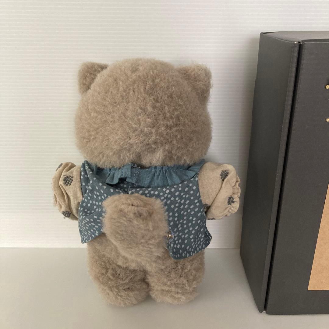 ぬいぐるみ　ねこ　作家　アーティストベア　テディキャット