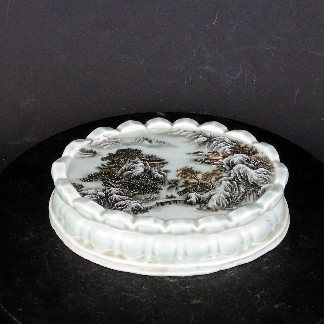 蓮台豆青釉楕円台 観音台 景徳鎮 陶磁器 装飾品 現代工芸品 美術品 置物