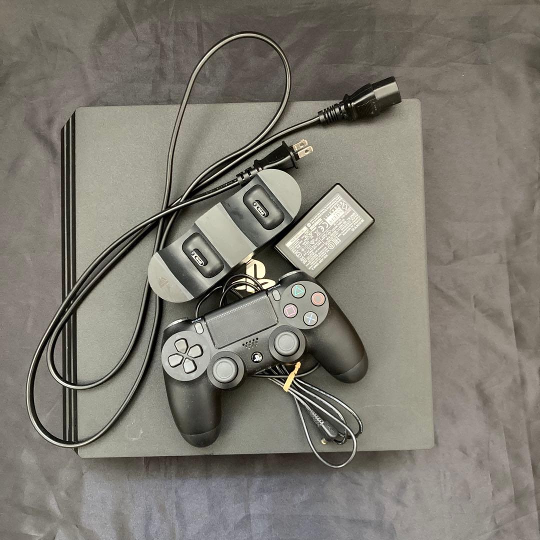 セ*ン様 【中古】SONY PlayStation®4 Pro ジェット・ブラッ