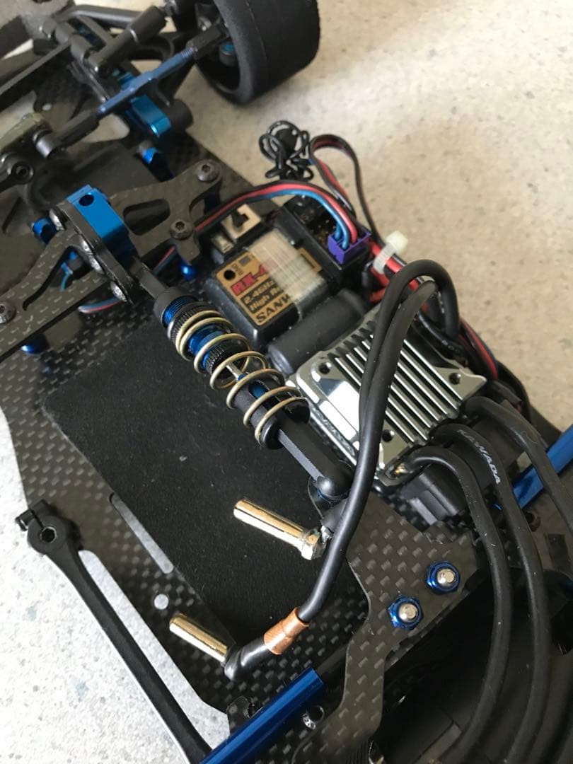 カーボン製シャーシ ホビーラジコンカー