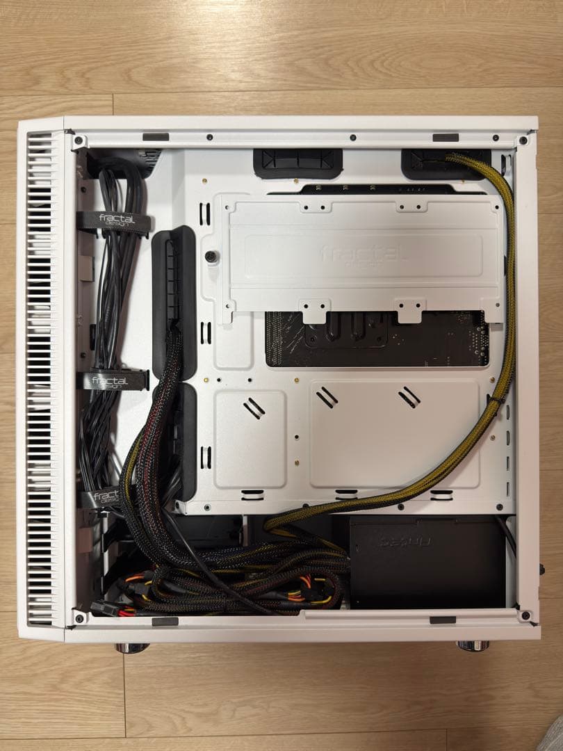 【箱有】FractalDesign自作PC(Ryzen/RX570)ストレージ無