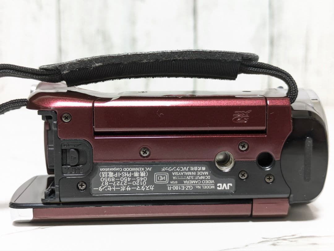 JVC　GZ-E180　SDカード2枚付き