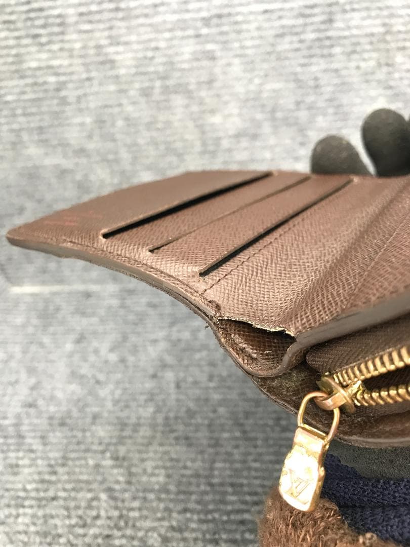LOUIS VUITTON　ルイヴィトン　二つ折り財布　ダミエ　262