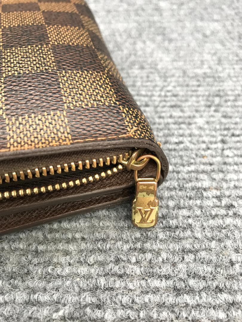 LOUIS VUITTON　ルイヴィトン　二つ折り財布　ダミエ　262