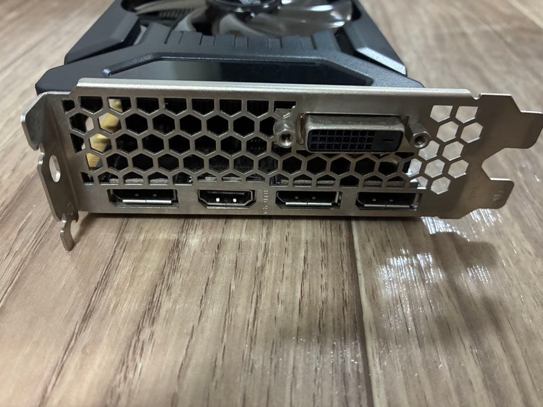 NVIDIA GeForce GTX 1070tiグラフィックボード