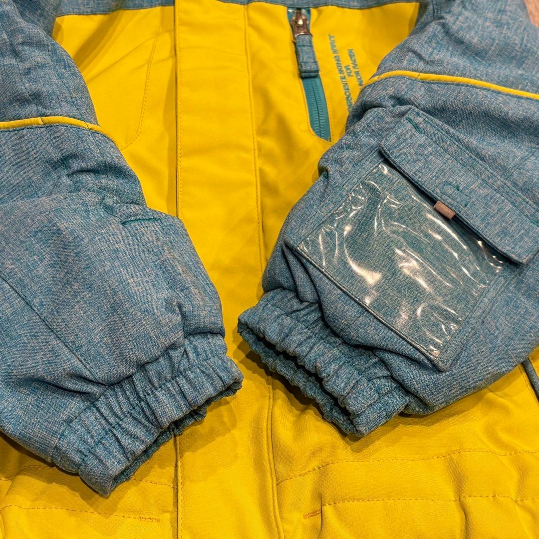 ⚫︎専用です美品⭐︎DESCENTE⭐︎110 デサントスキーウェア上下セット黄色水色
