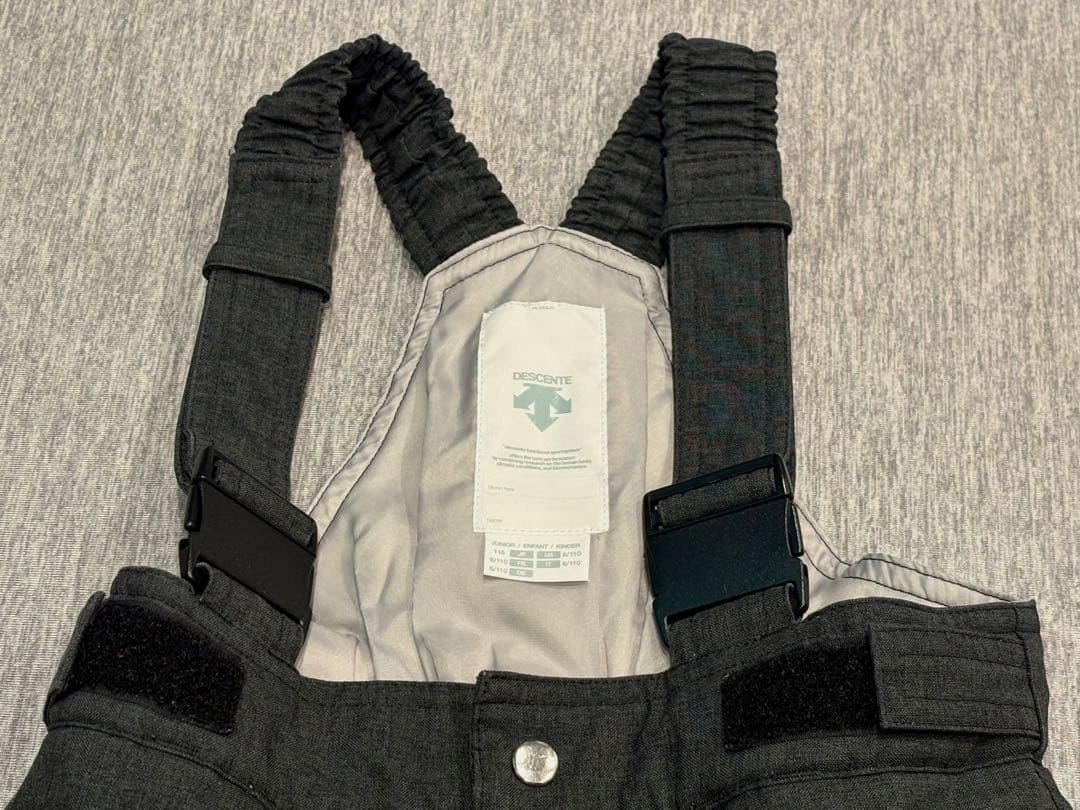 ⚫︎専用です美品⭐︎DESCENTE⭐︎110 デサントスキーウェア上下セット黄色水色