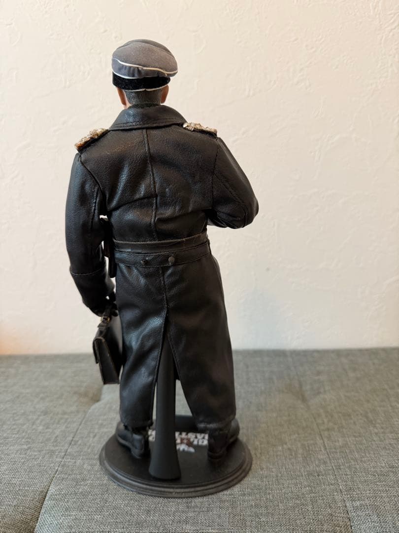 ホットトイズ　ハンス・ランダ大佐　1/6フィギュア【中古・難あり】