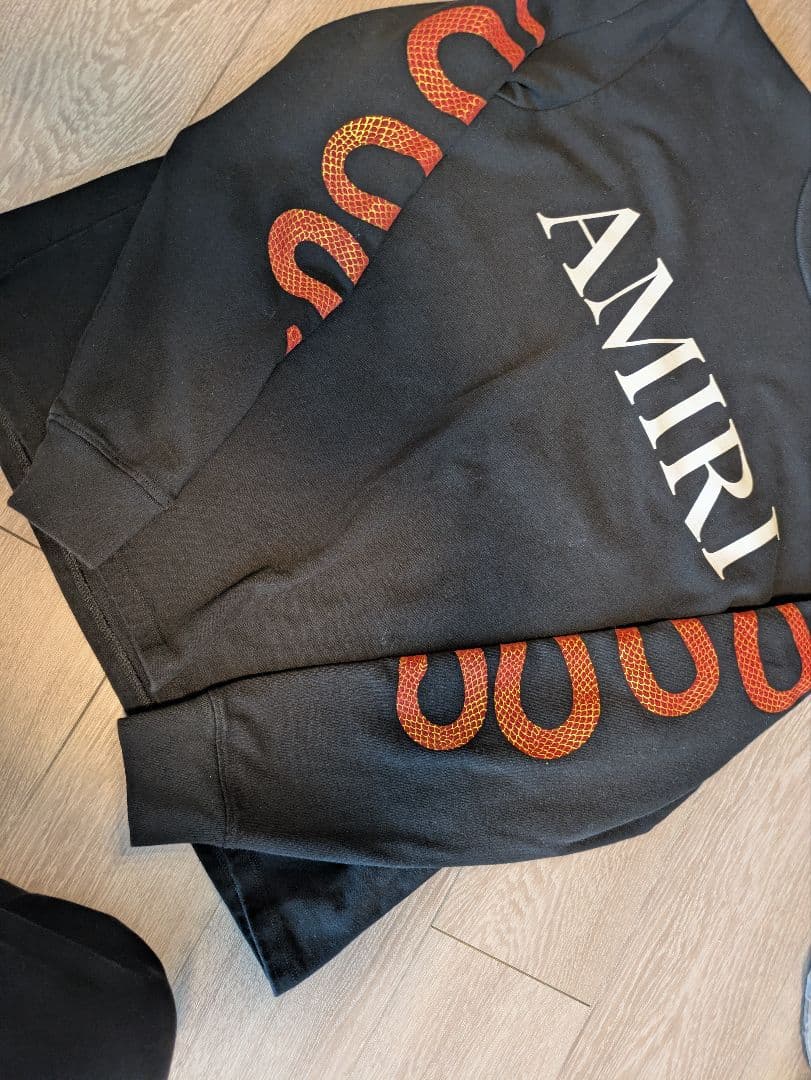 AMIRI スネーク ロングスリーブ Tシャツ
