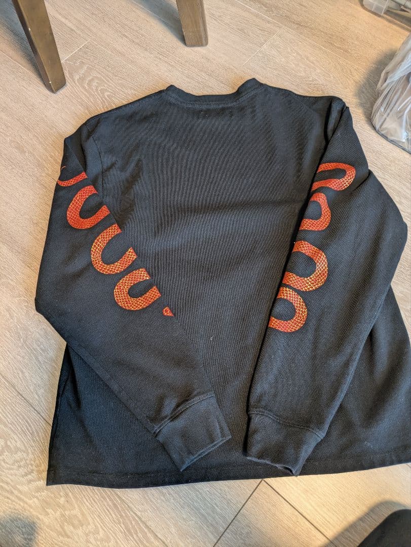 AMIRI スネーク ロングスリーブ Tシャツ