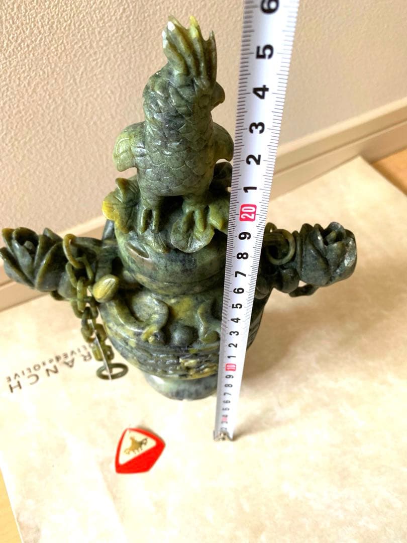 中国骨董 翡翠 香炉 天然石 手彫り 蓮の花と鶴の彫刻(ワケあり)
