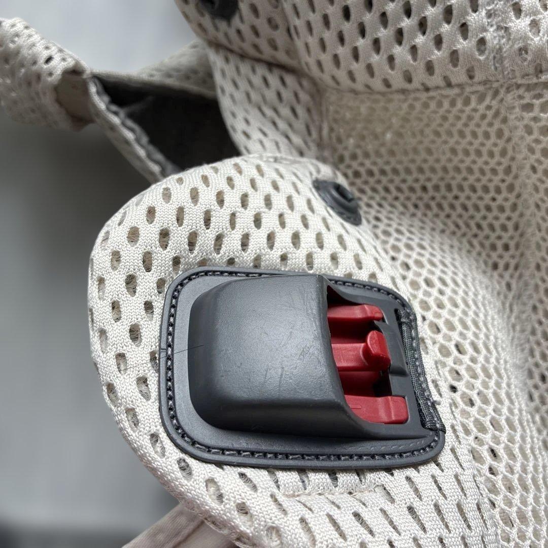 ベビービョルン ハーモニー 抱っこ紐 BabyBjorn クリーム